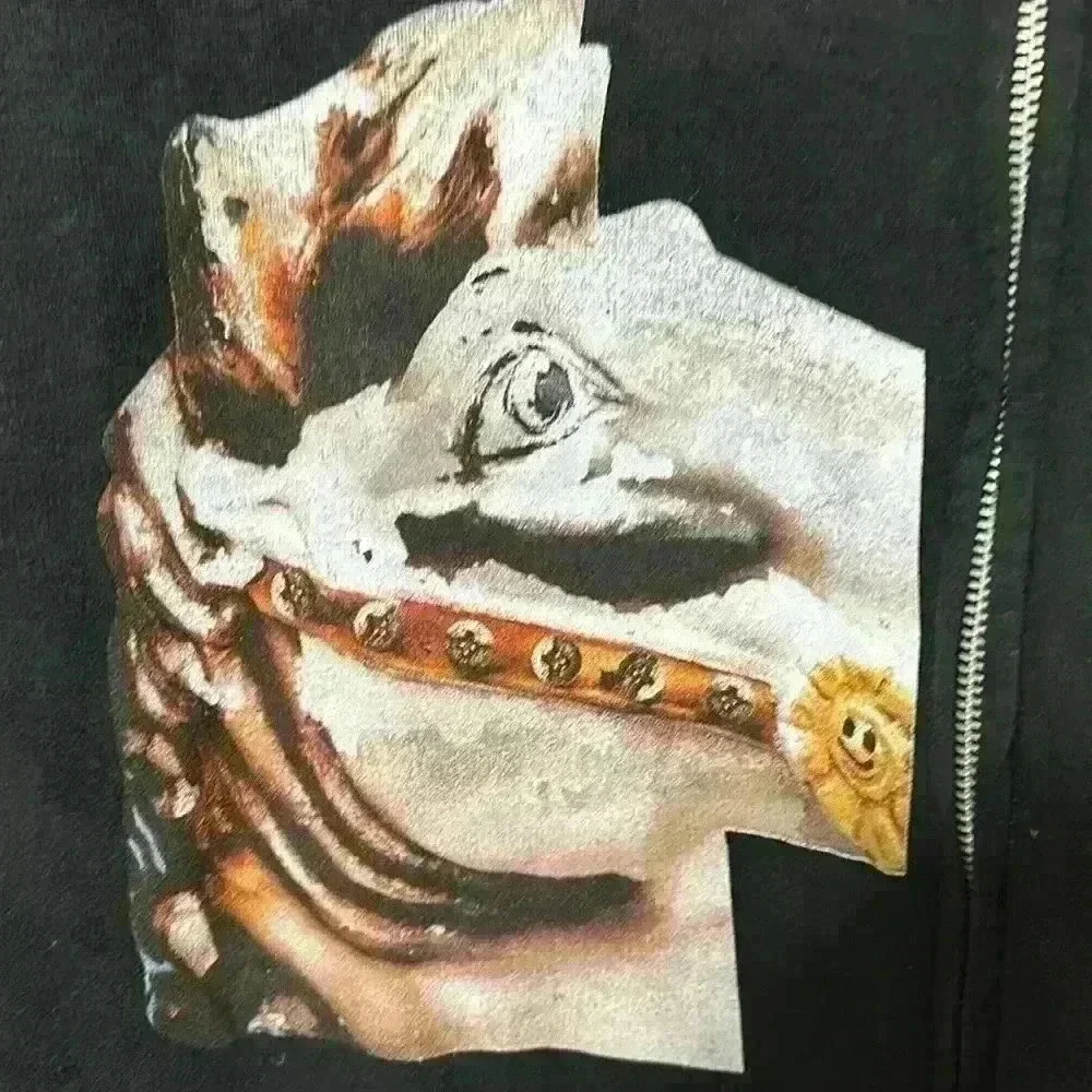 AstroWorld - Picture 4 of 8